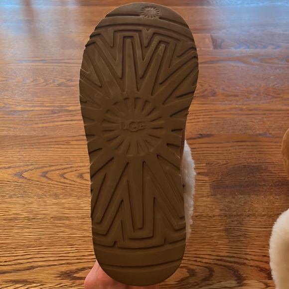 SOLD - Picture 4 of 7